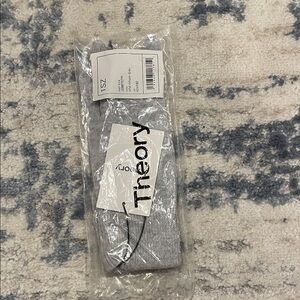 Theory Light Gray soft cashmere gloves size small